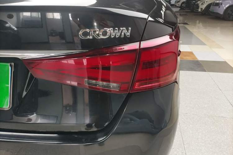 Used Toyota Crown 2015 2.5L Smart Edition Exterior 3
