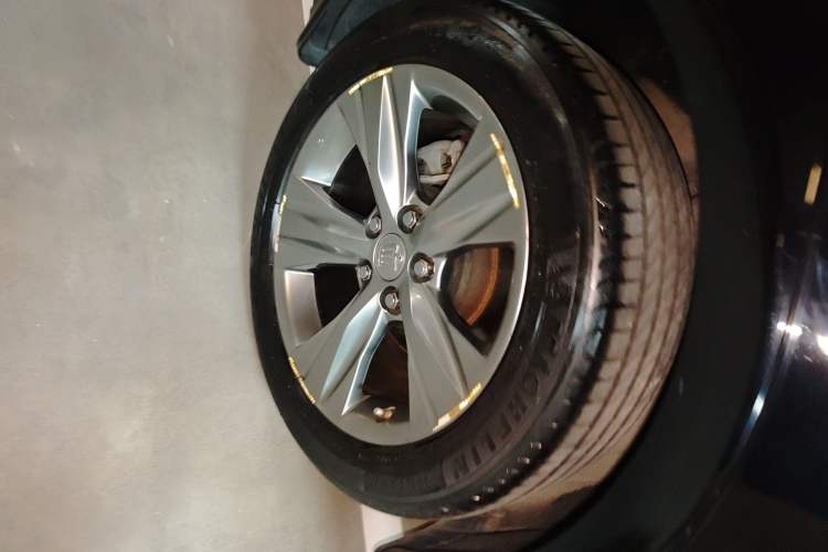 Used Toyota Crown 2015 2.0T Fashion Edition Exterior 3
