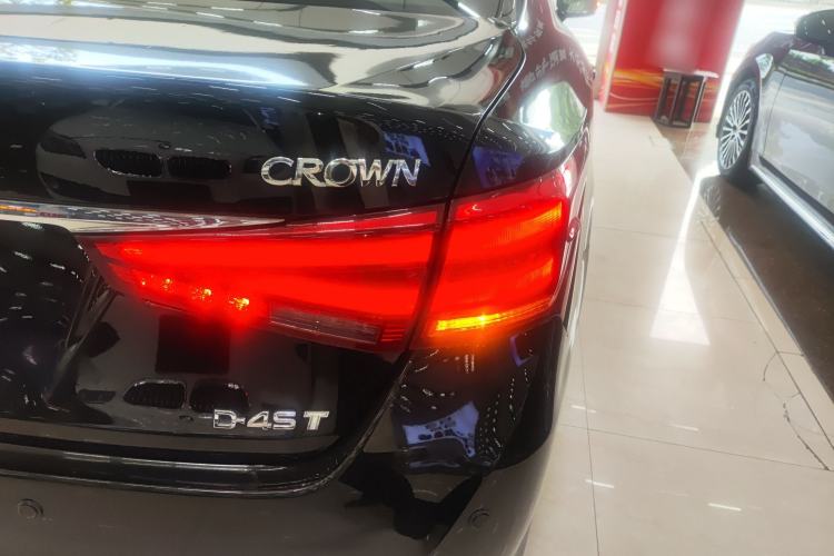 Used Toyota Crown 2015 2.0T Pioneer Edition Exterior 3