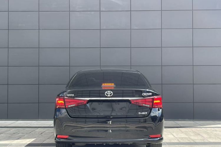 Used Toyota Crown 2015 2.0T Fashion Edition Exterior 4