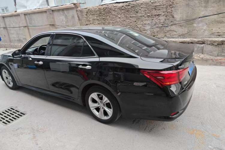 Used Toyota Crown 2015 2.0T Fashion Edition Exterior 4