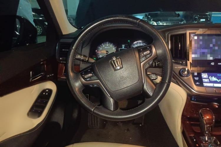 Used Toyota Crown 2015 2.5L Elite Edition Exterior 4