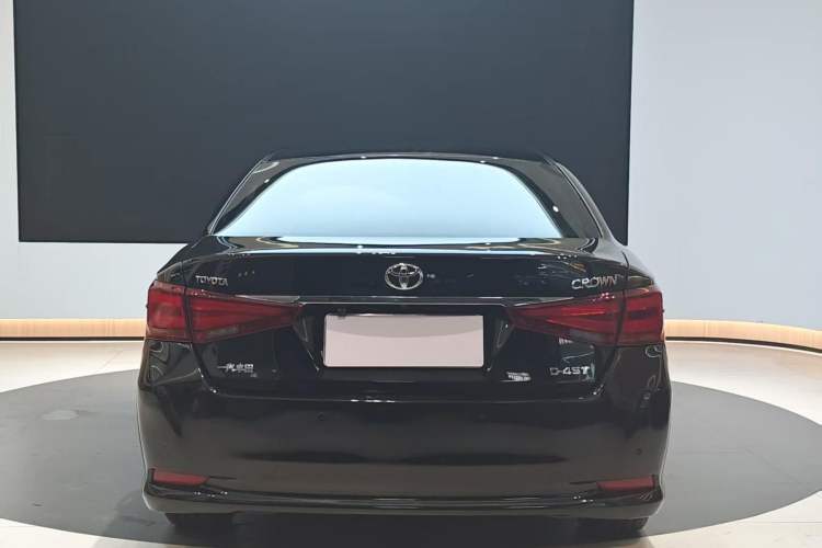 Used Toyota Crown 2015 2.0T Fashion Edition Exterior 5