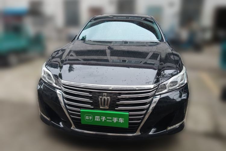 Used Toyota Crown 2015 2.0T Fashion Edition Front