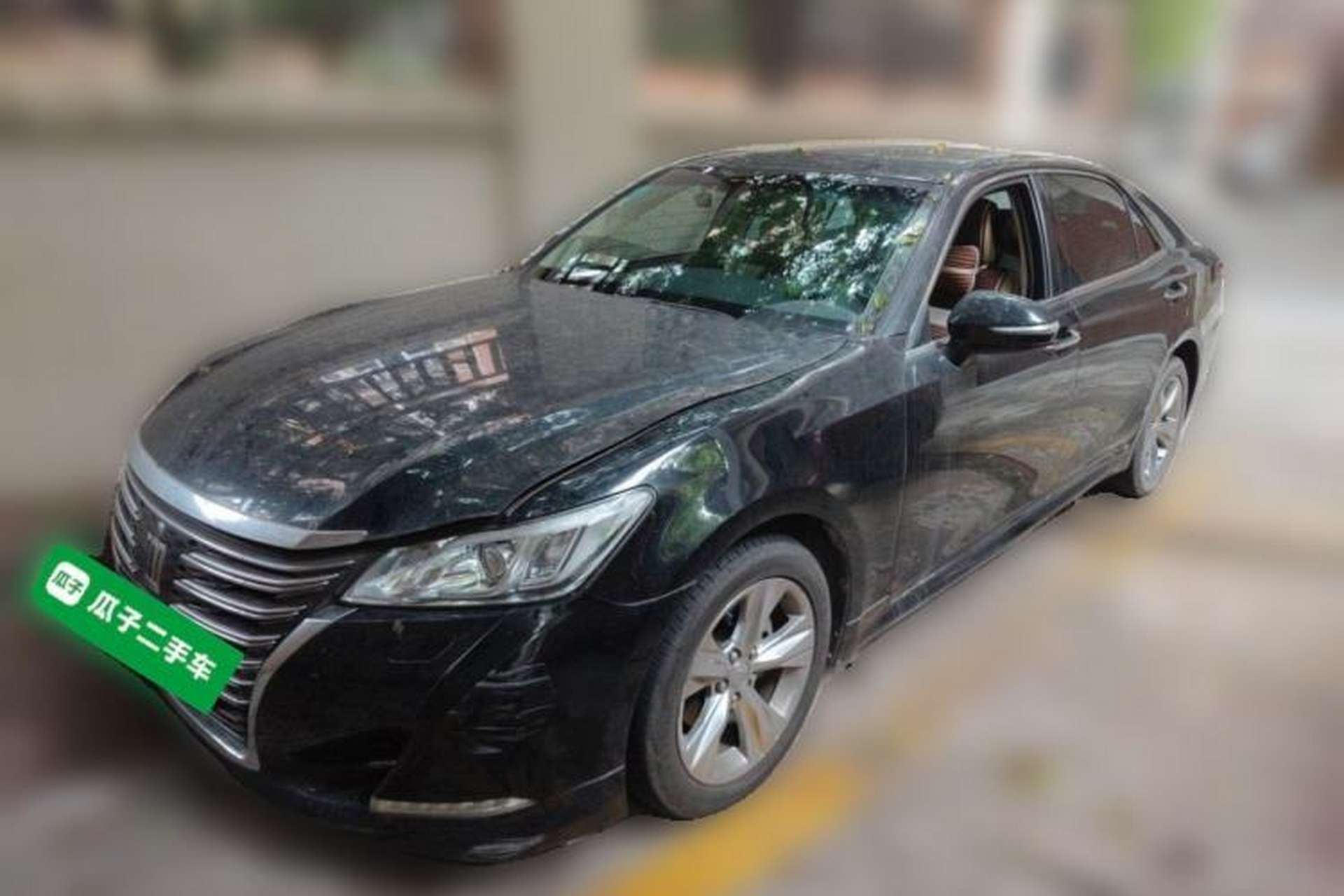 Used Toyota Crown 2015 2.5L Fashion Limited Edition Front Left 45 Deg