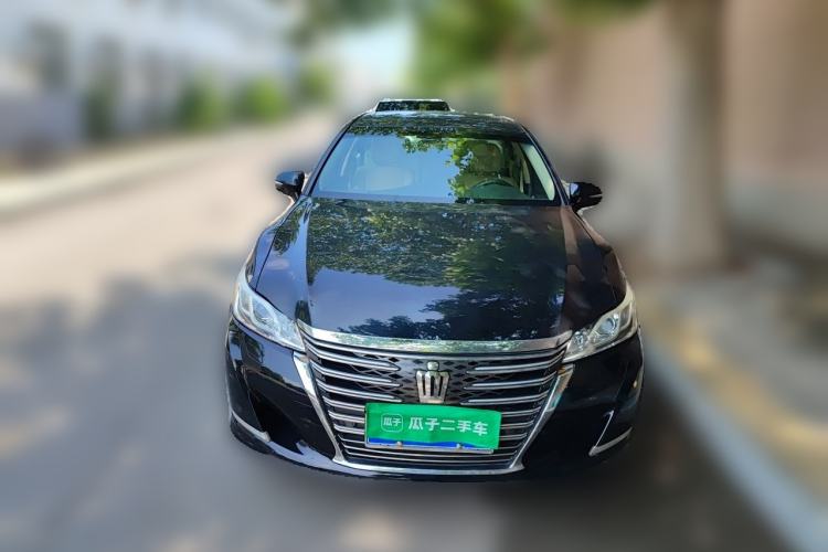 Used Toyota Crown 2015 2.0T Fashion Edition Front