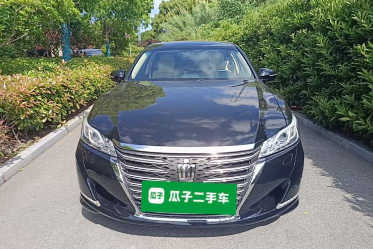 Used Toyota Crown 2015 2.5L Smart Edition Front