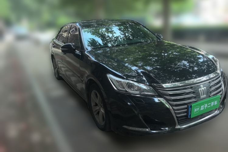 Used Toyota Crown 2015 2.5L Smart Edition Front Right 45 Deg