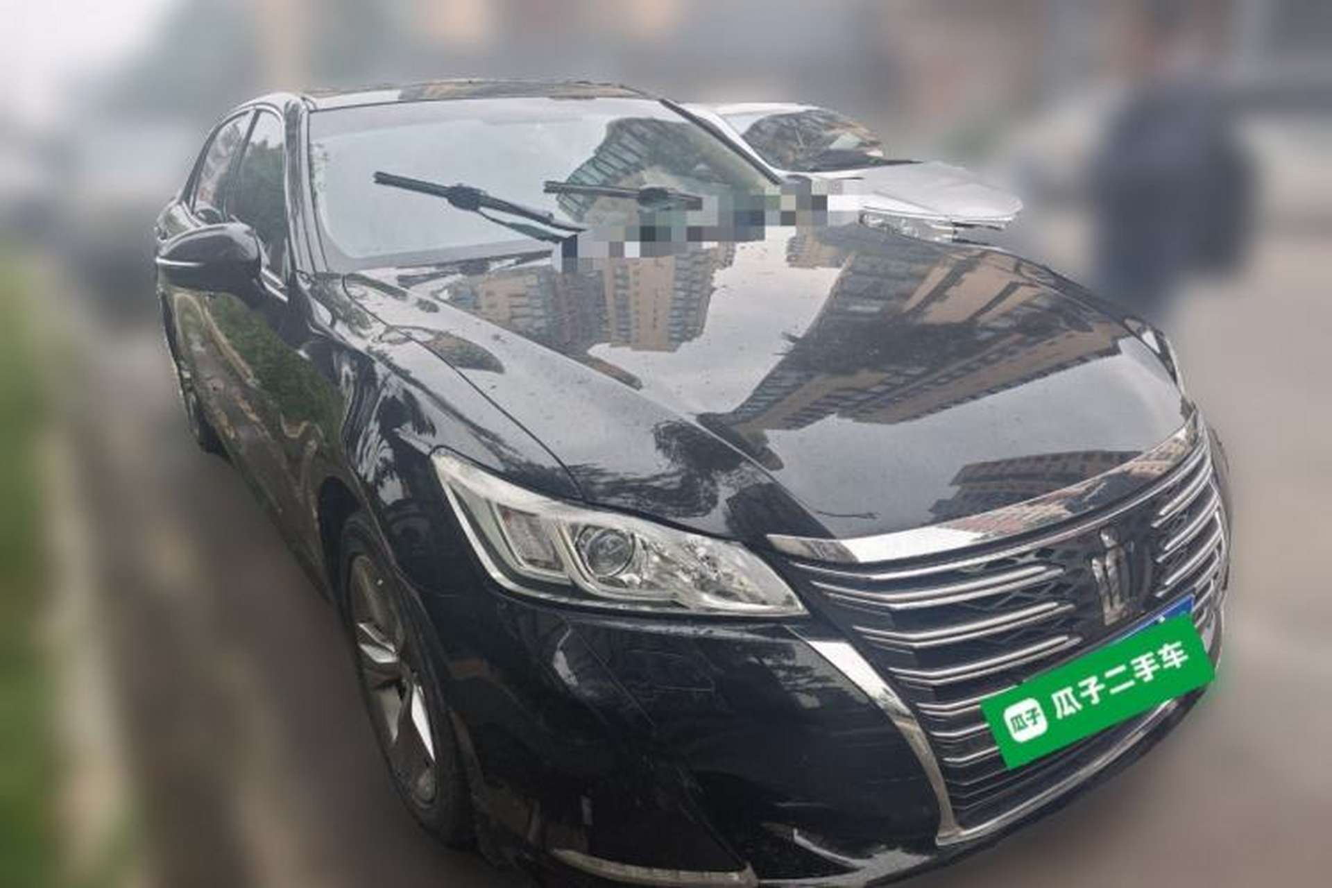 Used Toyota Crown 2015 2.0T Fashion Edition Front Right 45 Deg