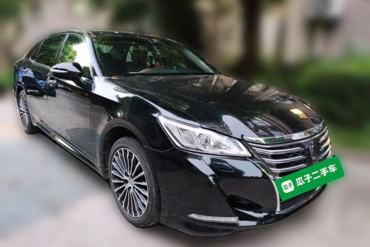 Used Toyota Crown 2015 2.0T Premium Edition Front Right 45 Deg