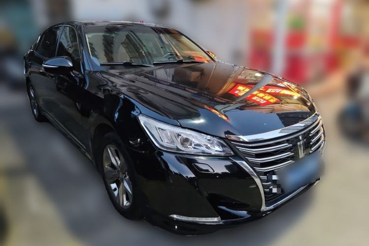 Used Toyota Crown 2015 2.5L Smart Edition Front Right 45 Deg