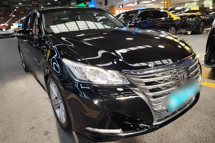 Used Toyota Crown 2015 2.5L Smart Edition Front Right 45 Deg