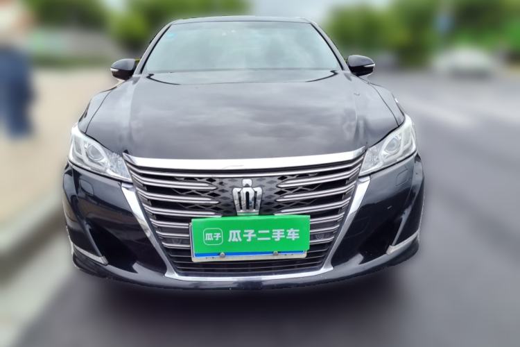 Used Toyota Crown 2015 2.0T Fashion Edition Front