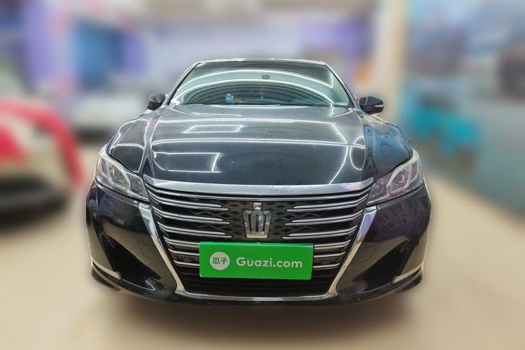 Used Toyota Crown 2015 2.0T Fashion Edition Front