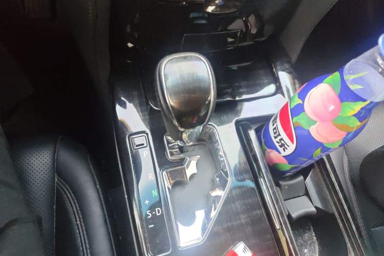 Used Toyota Crown 2015 2.0T Premium Edition Gear Lever