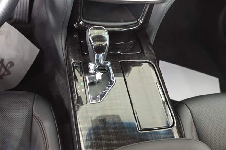 Used Toyota Crown 2015 2.0T Fashion Edition Gear Lever