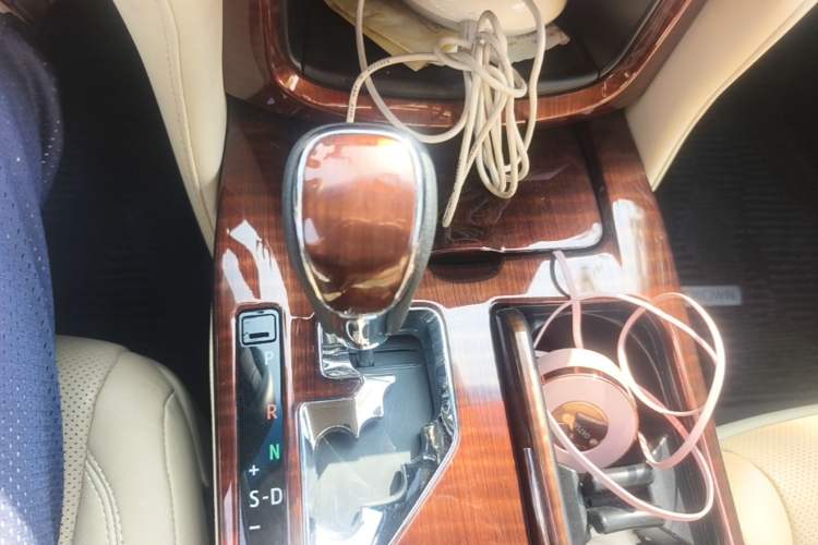 Used Toyota Crown 2015 2.0T Fashion Edition Gear Lever