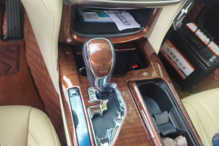 Used Toyota Crown 2015 2.5L Smart Edition Gear Lever