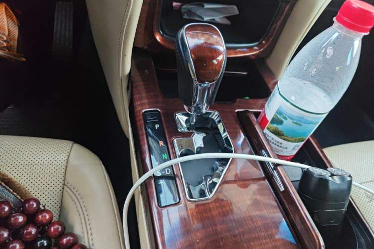 Used Toyota Crown 2015 2.0T Fashion Edition Gear Lever