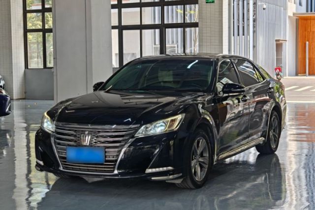 Used Toyota Crown 2015 2.0T Fashion Edition