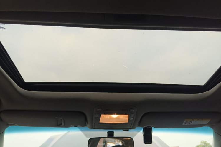 Used Toyota Crown 2015 2.0T Fashion Edition Headliner