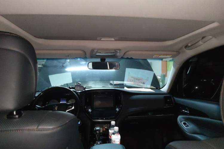 Used Toyota Crown 2015 2.0T Fashion Edition Headliner