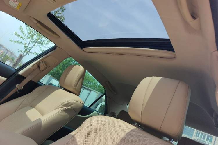 Used Toyota Crown 2015 2.0T Fashion Edition Headliner