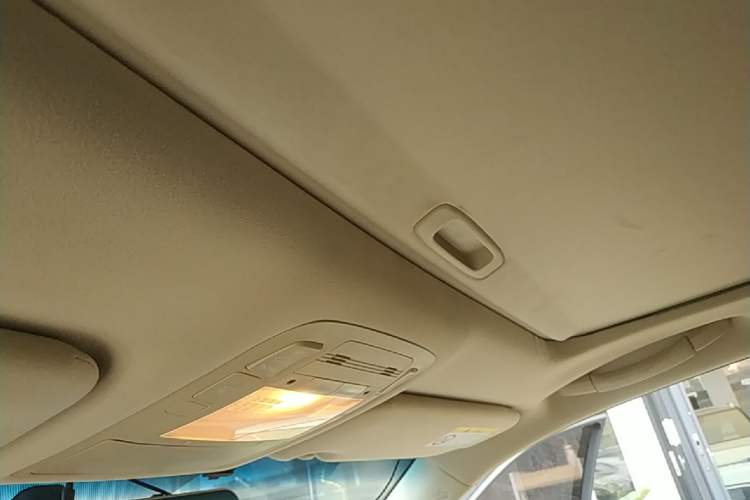 Used Toyota Crown 2015 2.0T Fashion Edition Headliner