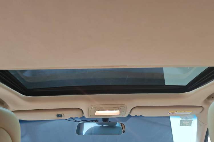 Used Toyota Crown 2015 2.0T Fashion Edition Headliner