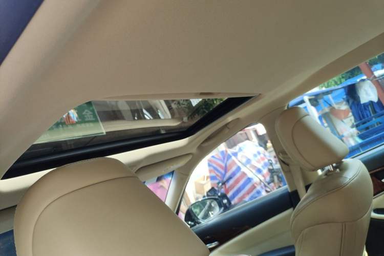 Used Toyota Crown 2015 2.0T Fashion Edition Headliner