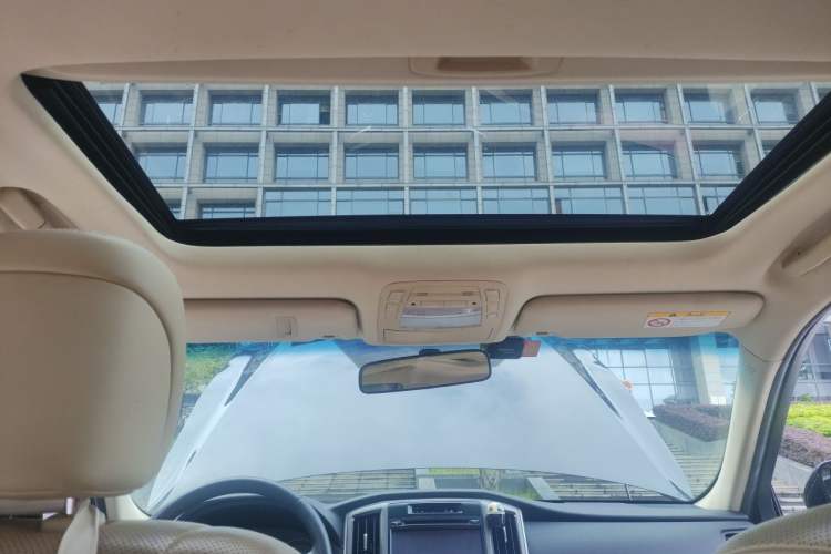 Used Toyota Crown 2015 2.0T Fashion Edition Headliner