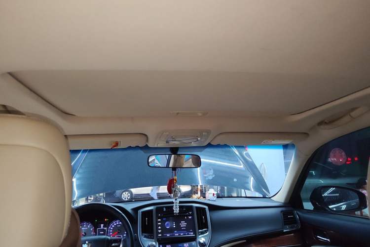 Used Toyota Crown 2015 2.0T Fashion Edition Headliner