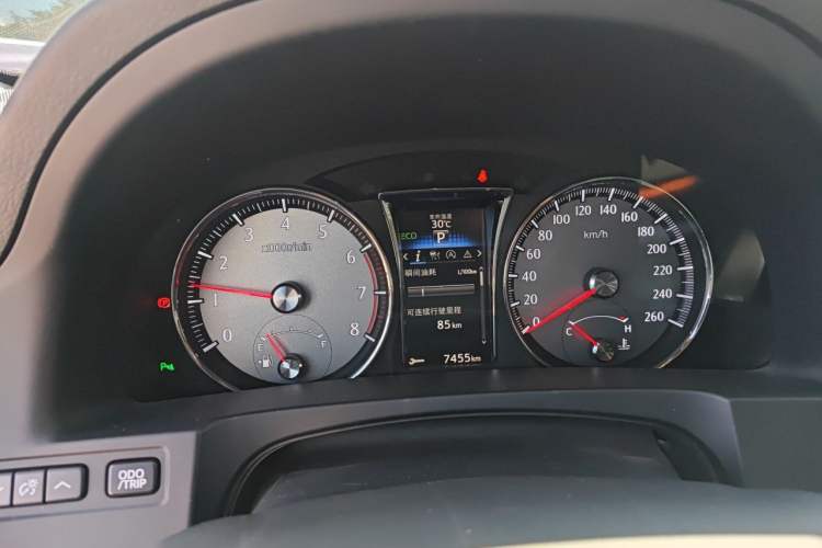 Used Toyota Crown 2015 2.0T Fashion Edition Instrument Cluster