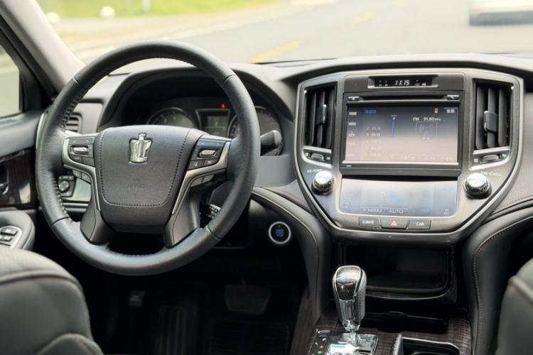 Used Toyota Crown 2015 2.0T Fashion Edition Interior 2