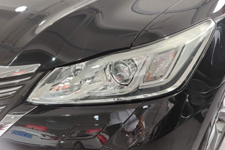 Used Toyota Crown 2015 2.0T Fashion Edition Left Front Headlight