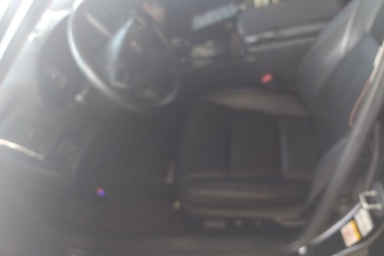 Used Toyota Crown 2015 2.0T Fashion Edition Left Front Seat