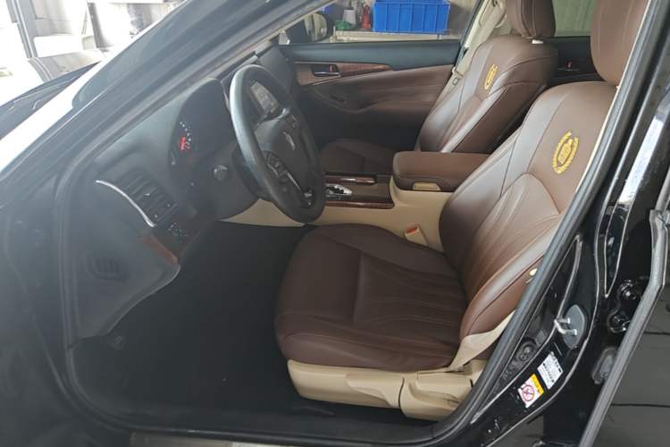 Used Toyota Crown 2015 2.0T Pioneer Edition Left Front Seat