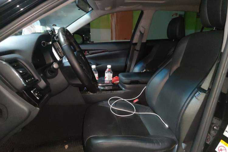 Used Toyota Crown 2015 2.0T Fashion Edition Left Front Seat