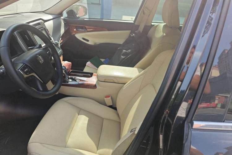 Used Toyota Crown 2015 2.0T Fashion Edition Left Front Seat