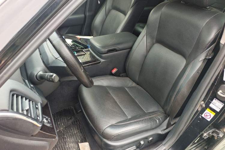 Used Toyota Crown 2015 2.0T Fashion Edition Left Front Seat