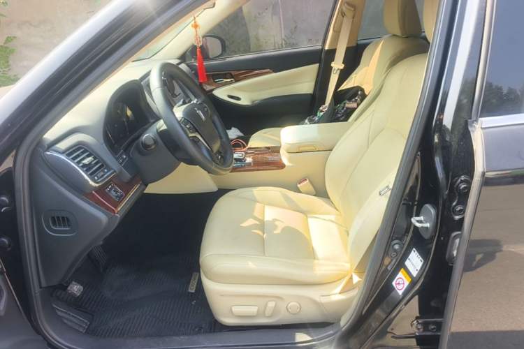 Used Toyota Crown 2015 2.0T Fashion Edition Left Front Seat