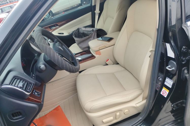 Used Toyota Crown 2015 2.0T Fashion Edition Left Front Seat