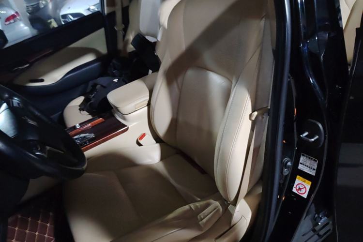 Used Toyota Crown 2015 2.0T Fashion Edition Left Front Seat