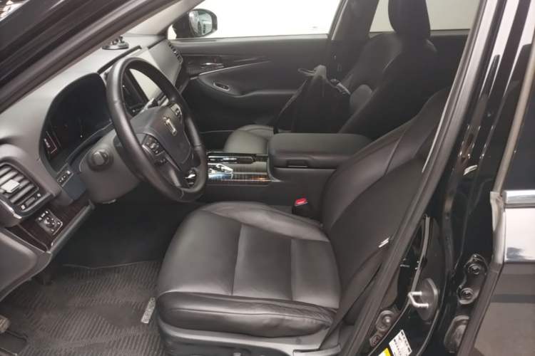 Used Toyota Crown 2015 2.5L Smart Edition Left Front Seat