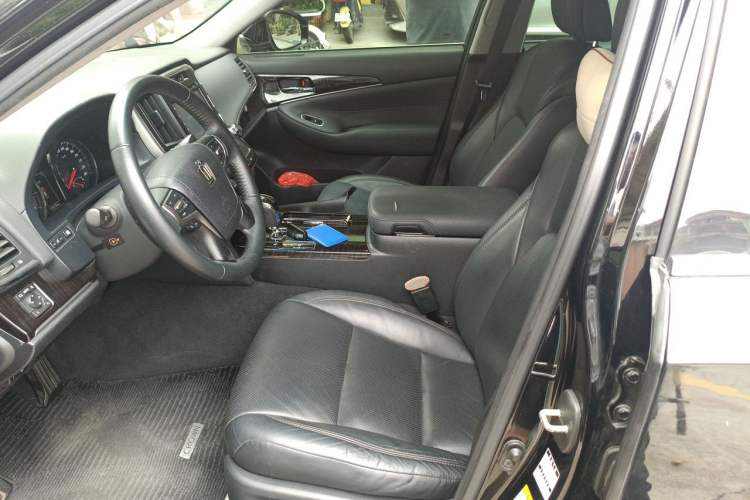 Used Toyota Crown 2015 2.5L Smart Edition Left Front Seat