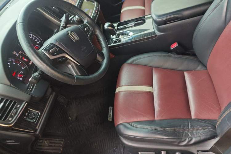 Used Toyota Crown 2015 2.0T Fashion Edition Left Front Seat