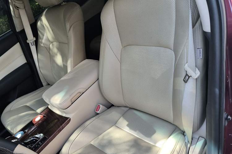 Used Toyota Crown 2015 2.0T Pioneer Edition Left Front Seat