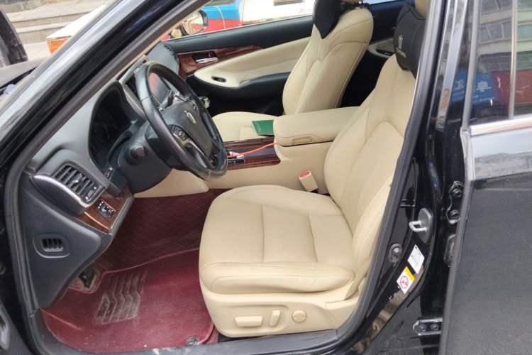 Used Toyota Crown 2015 2.0T Fashion Edition Left Front Seat