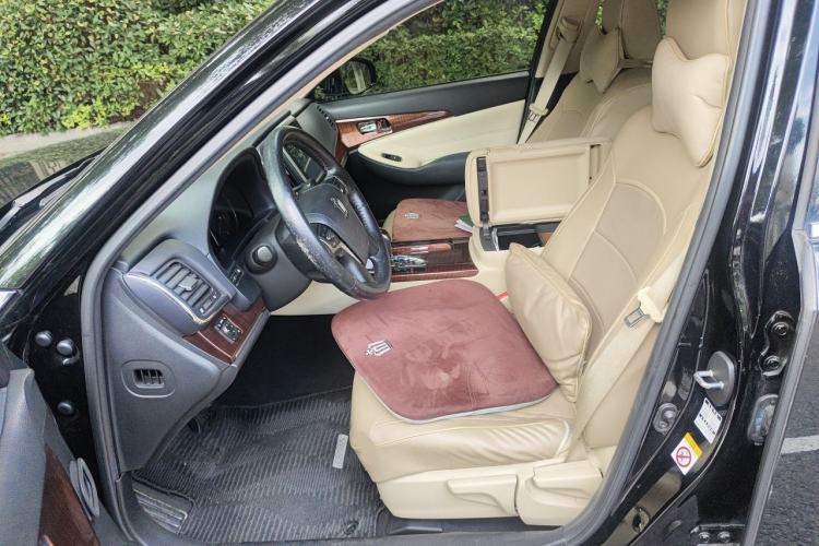 Used Toyota Crown 2015 2.5L Executive Edition Left Front Seat