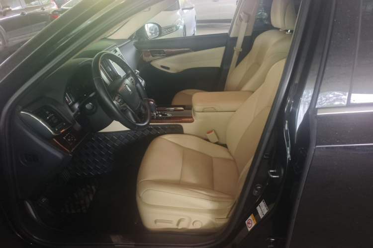 Used Toyota Crown 2015 2.0T Fashion Edition Left Front Seat